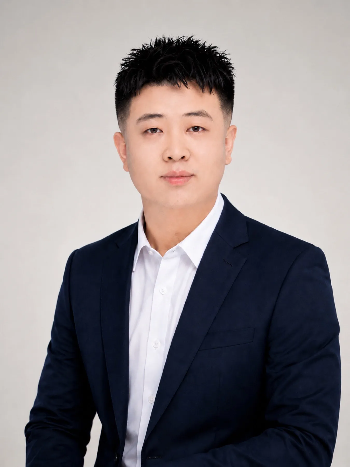 UI 设计与 AIGC 教育实战讲师杨晓坤